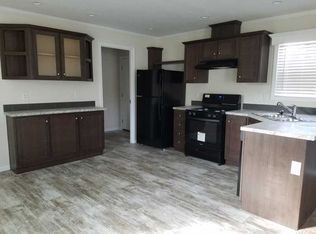 29 Menlo Park Dr, Belleville, MI 48111