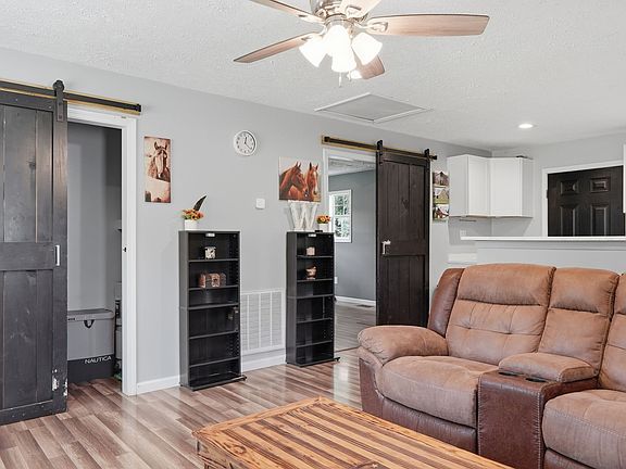 5th image of 1703 Carney Winters Rd
