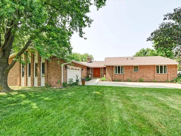 6658 Highland Drive, Windsor, WI 53598