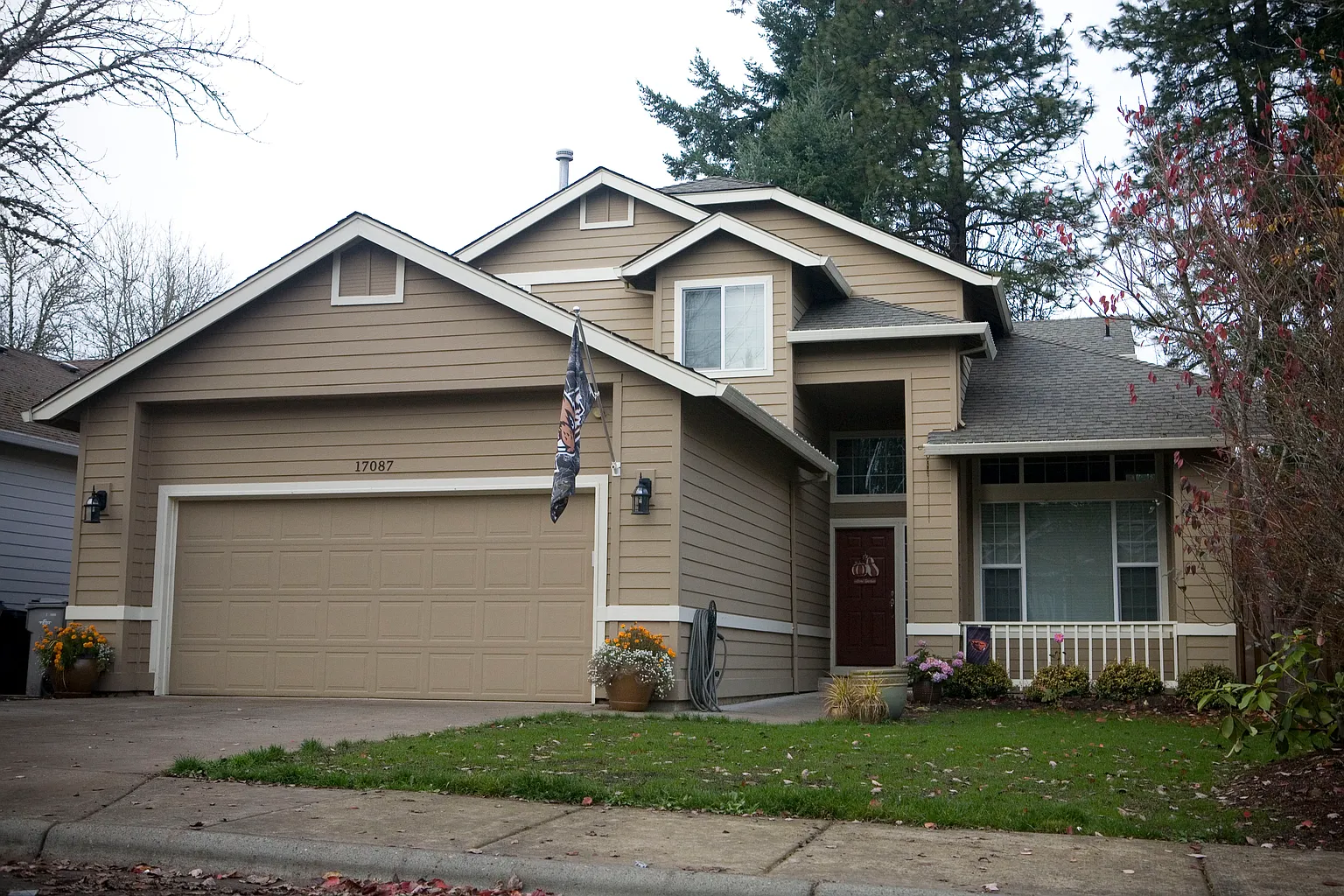 17087 SW Cobble Ct photo 1