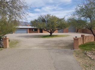 7330 N La Canada Dr, Tucson, AZ 85704