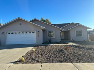 104 Park Cir, Bloomfield, NM 87413