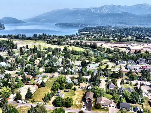 252 W 4th St, Whitefish, MT 59937