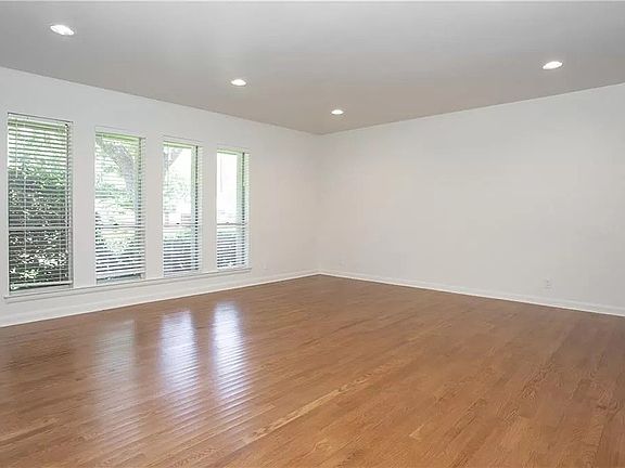 5th image of 616 Edgefield Rd