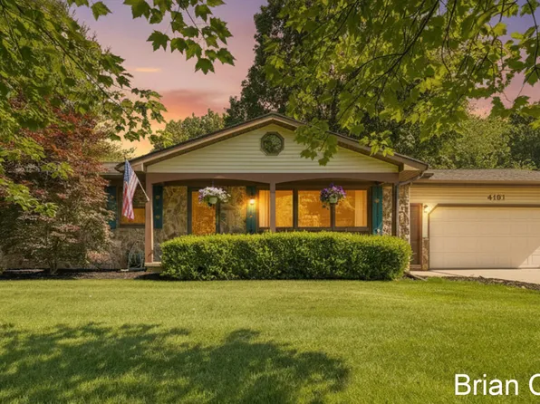 4161 Springfield Ct, Hudsonville, MI 49426