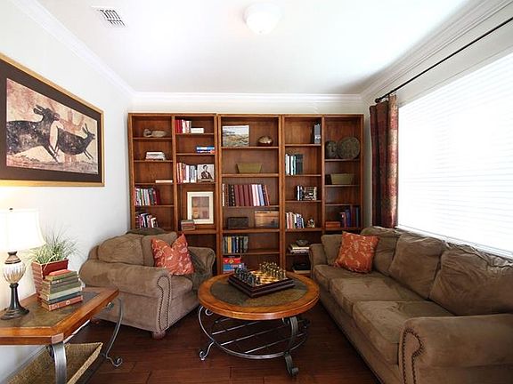 5th image of 3309 Mapleridge Dr