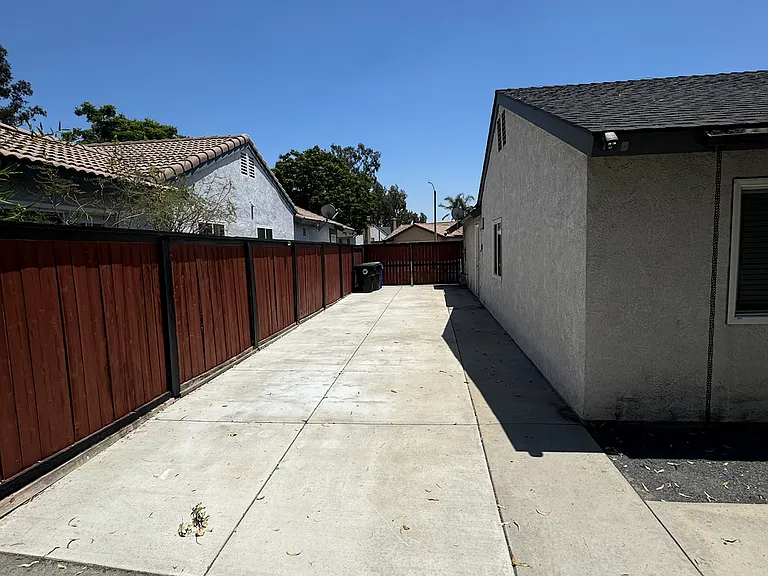 6642 Rosemary Ct — Photo 13