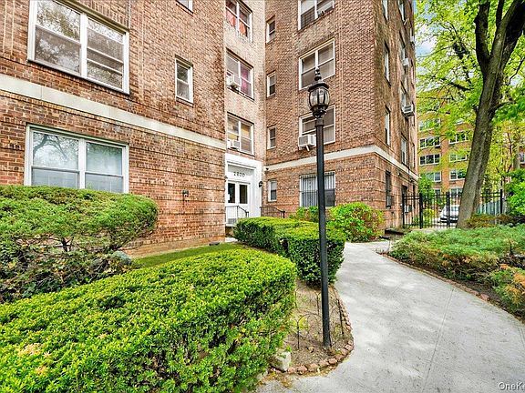 2nd image of 2600 Henry Hudson Parkway #5D