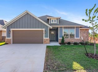 4917 Misty Wood Ln, Mustang, OK 73064