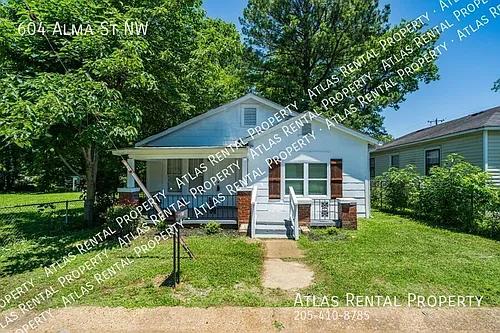 604 Alma St NW Photo 1