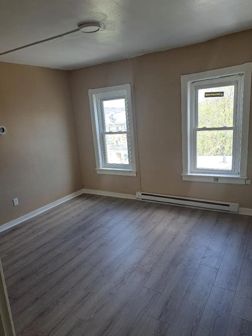 513 N 4th St — Photo 3