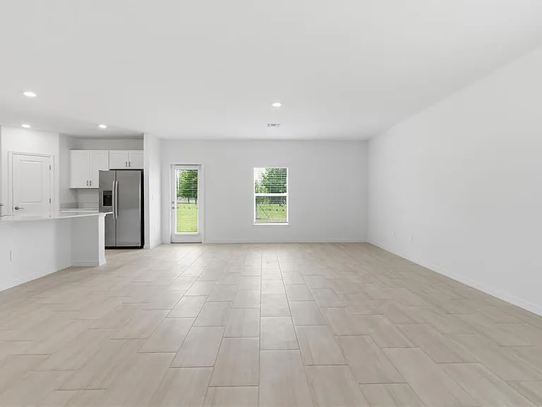 9947 Allendale St — Photo 10