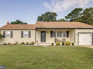 68 Deer Park Cir, Blackwood, NJ 08012