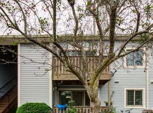 2006 Aspen Dr, Plainsboro, NJ 08536