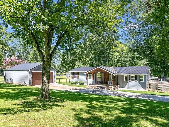 2nd image of 2492 Oak Grove Church Rd