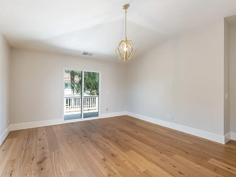 545 Toota Ct — Photo 22