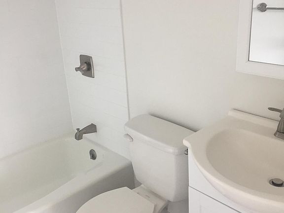5th image of 1348 15th St #9H