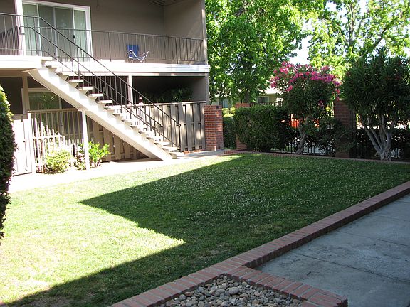 4th image of 2970 Van Sansul Ave APT 12