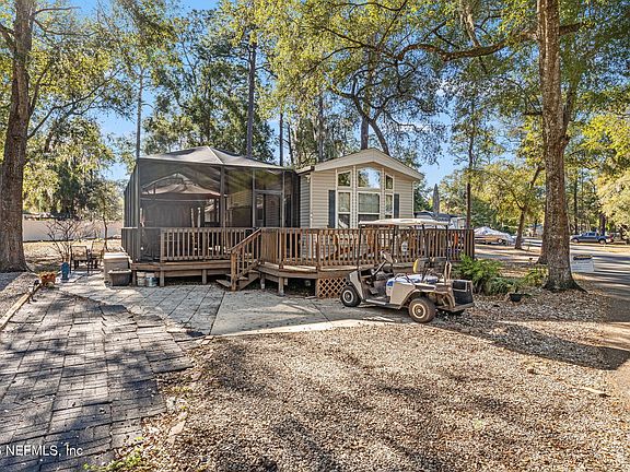 3rd image of 14195 NE 252ND COURT Road #109