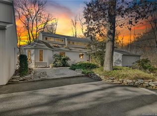 612 Laurel Rd, New Canaan, CT 06840