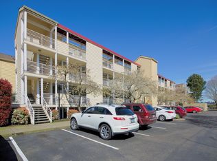187 N Hayden Bay Dr, Portland, OR 97217