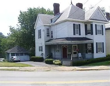 400 E Beau St photo 1