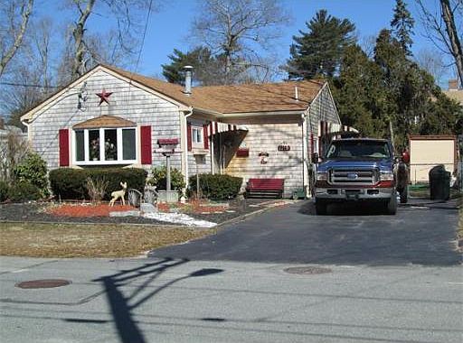 1st image of 1115 Pequot St