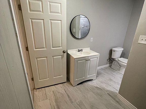 3rd image of 16812 Avenue B