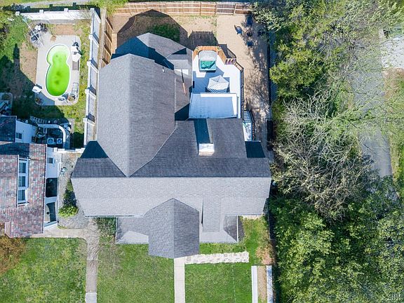 2nd image of 219 Norfolk Ave Lot 13-12