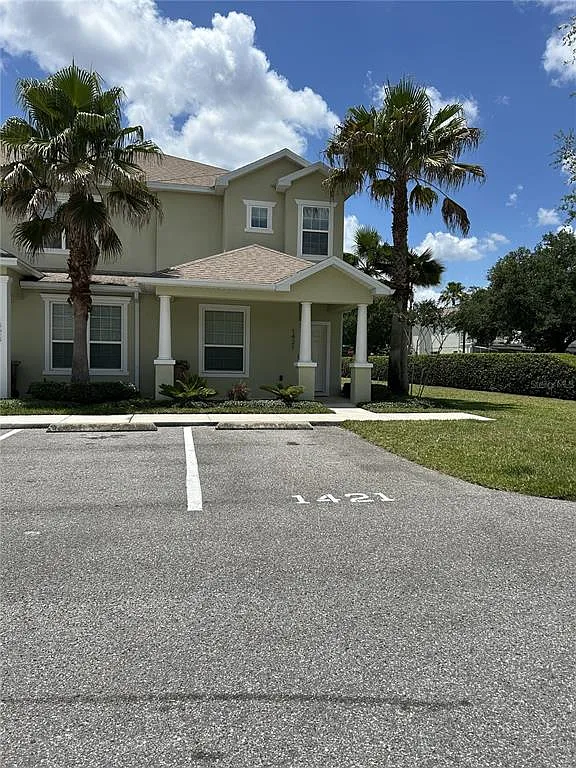 3 bed, 2.0 bath, 1512 sqft, $2,300 — Photo 1