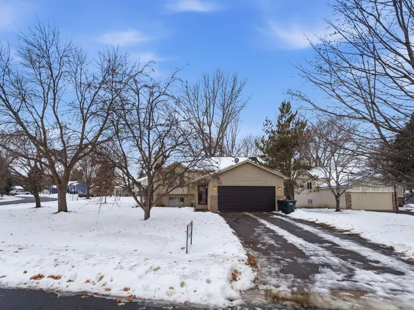 4093 Vermont Ave, Eagan, MN 55123