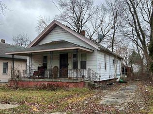 1516 Kent St, Flint, MI 48503