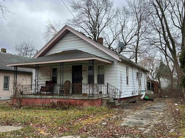 1516 Kent St, Flint, MI 48503