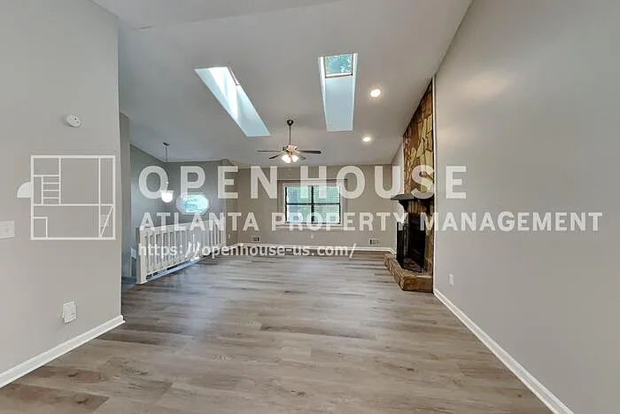 6035 Stone Wood Dr NW — Photo 8