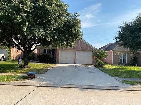 2nd image of 20907 Balmoral Glen Ln