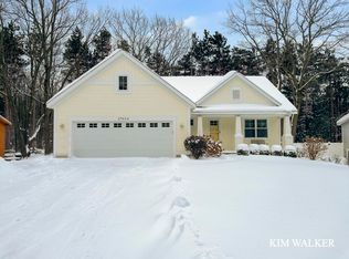 17034 James St, Holland, MI 49424