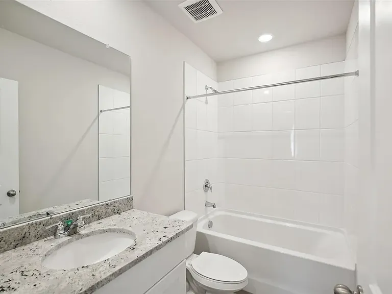 Main bathroom