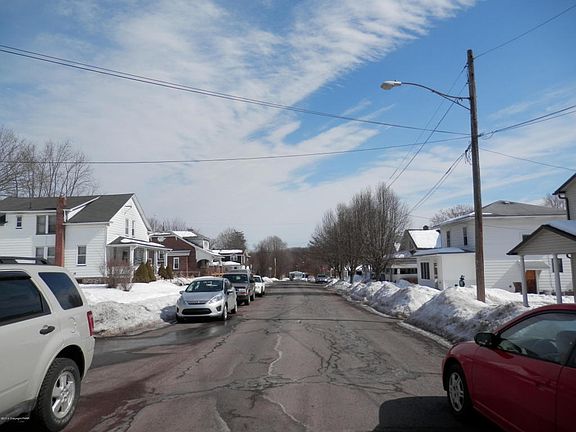 3rd image of 410 Lehigh St