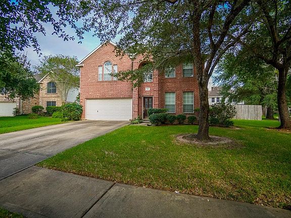 3rd image of 1202 Satillo Ln