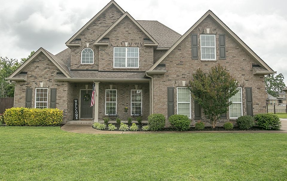 1st image of 524 Schroer Dr