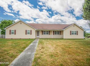 7004 Chartwell Rd, Knoxville, TN 37931