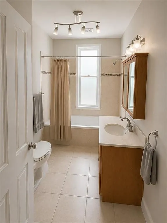 4 bed, 1.0 bath, 1200 sqft, $2,995 — Photo 3