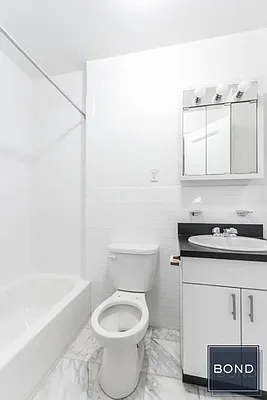 Rented by Bond New York | media 4