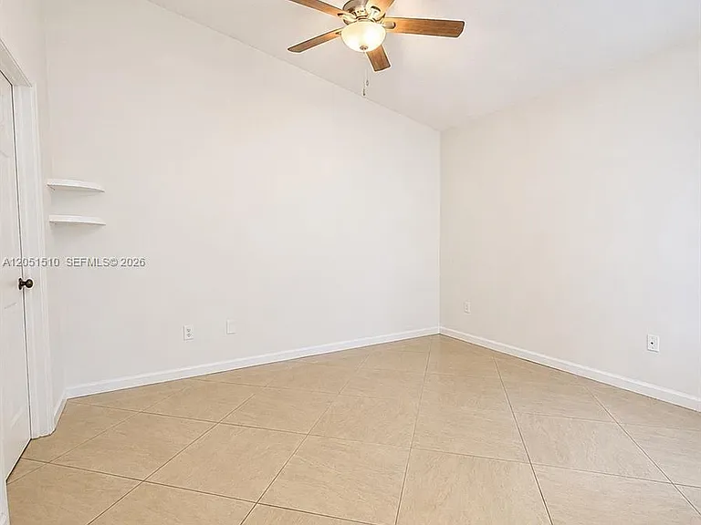 12686 Westhampton Cir #12686 — Photo 6