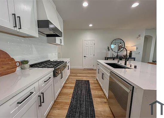5th image of 5260 Akula Bay St