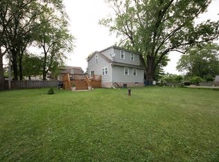 106 E Anita Ave, Mount Prospect, IL
