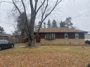 4812 Howe Ln, Brooklyn Center, MN 55429