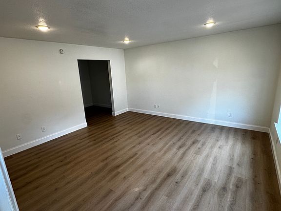 3rd image of 109 & 111 E Adobe St #109