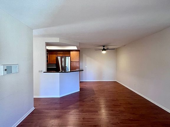 3rd image of 12695 Camino Mira Del Mar Unit 117