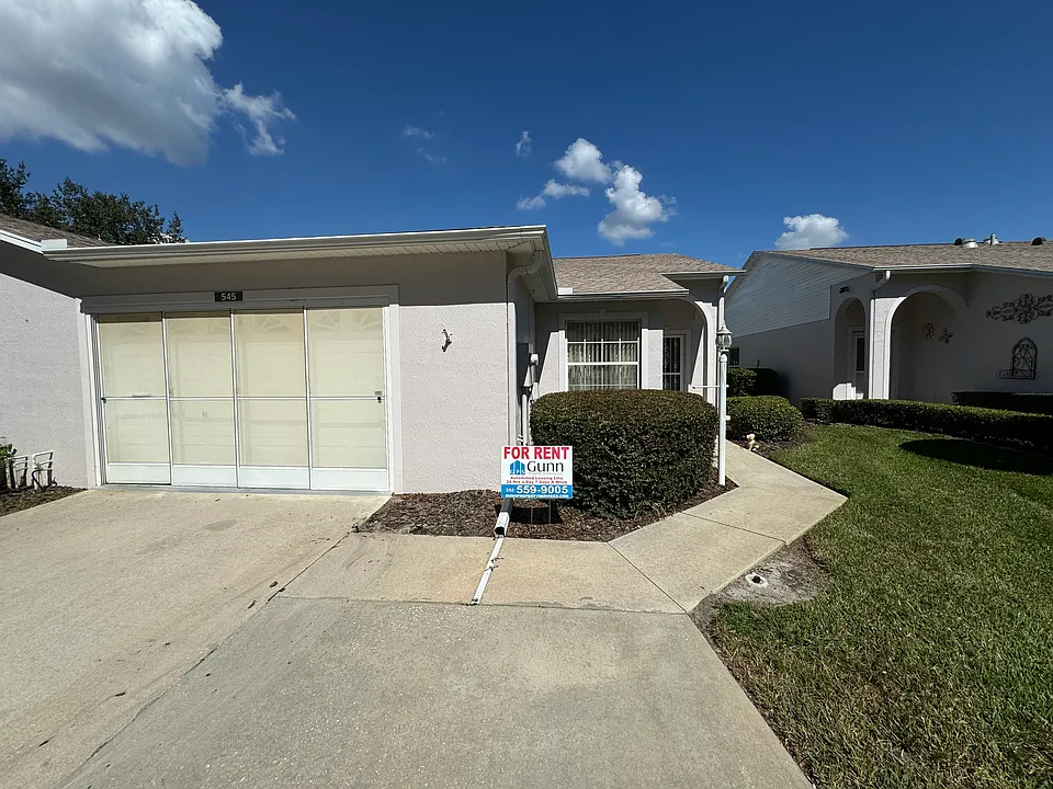 545 Golfview Ct